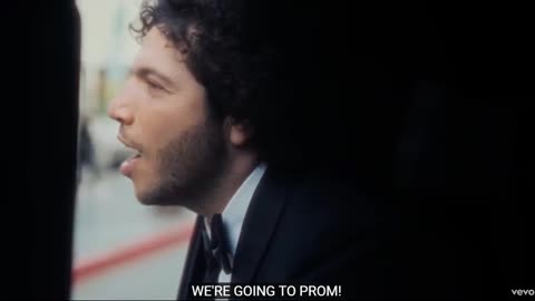 Selena Gomez and benny blanco - Talk (Official Video)