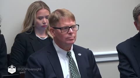 Watch the moment Biden's WH doctor, Kevin O'Connor, announced he was pleading the 5th...