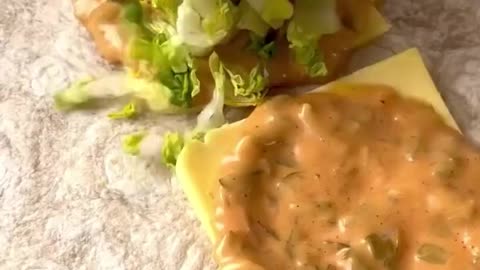 🍔🌯🧀"Cheeseburger Bliss Satisfy Your Cravings with a Delicious Cheeseburger Wrap! 🍔🌯🧀😋"