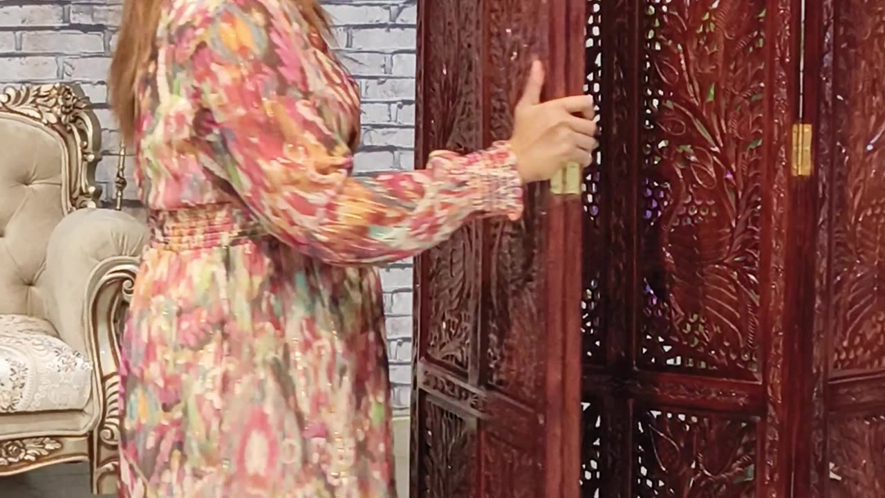 5-Panel Sheesham wood Partition | Handcrafted Peacock Jali design |