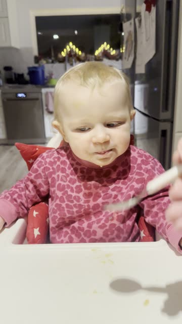 Baby Kayla Eating Macaroni 🍝😋 (Yum Yum!)