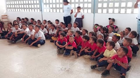 Venezuela: Our Venezuelan team's feeding and ministry efforts. Food and Christian school supplies