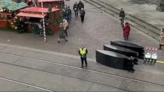 Christmas markets in Bremen. Do mosques also need these protections?