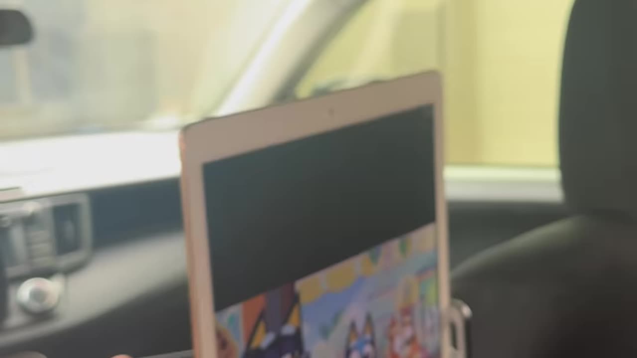 Tablet holder