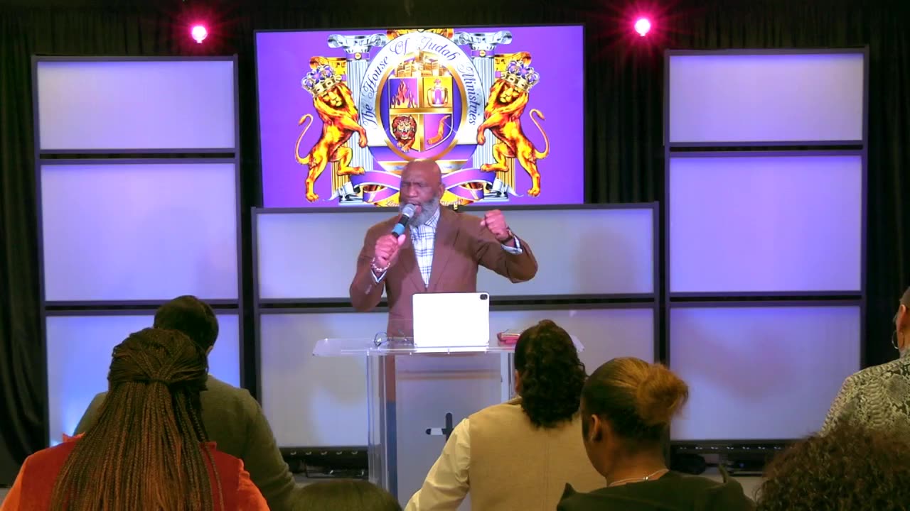 Sunday Morning Worship!