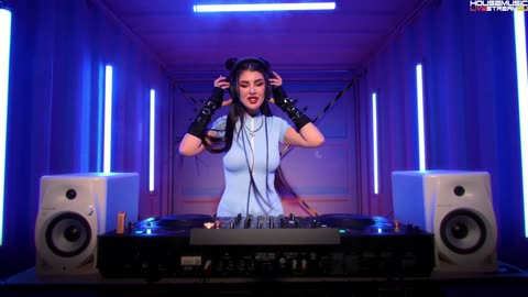 MISS EVELINA Live @ DUBAI, UAE 2025 - Melodic House & Techno DJ Mix