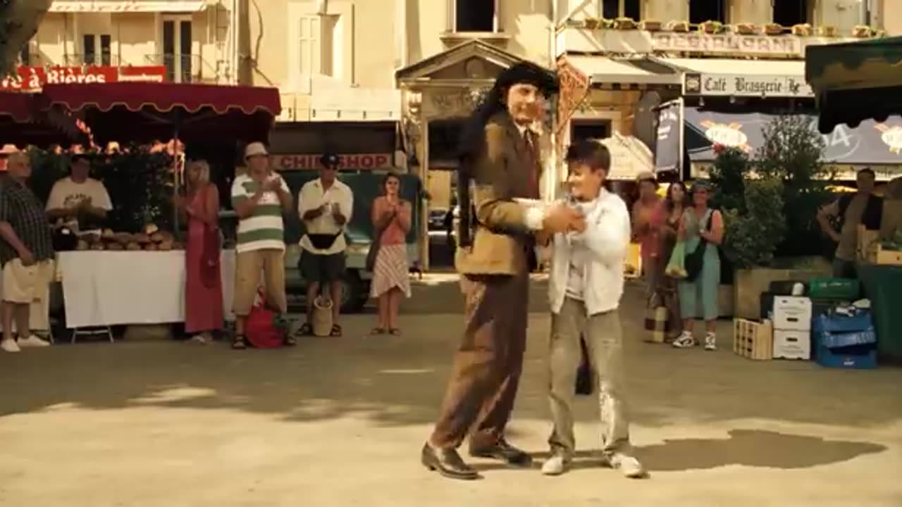 Incredible Street Performers! | Mr Bean's Holiday
