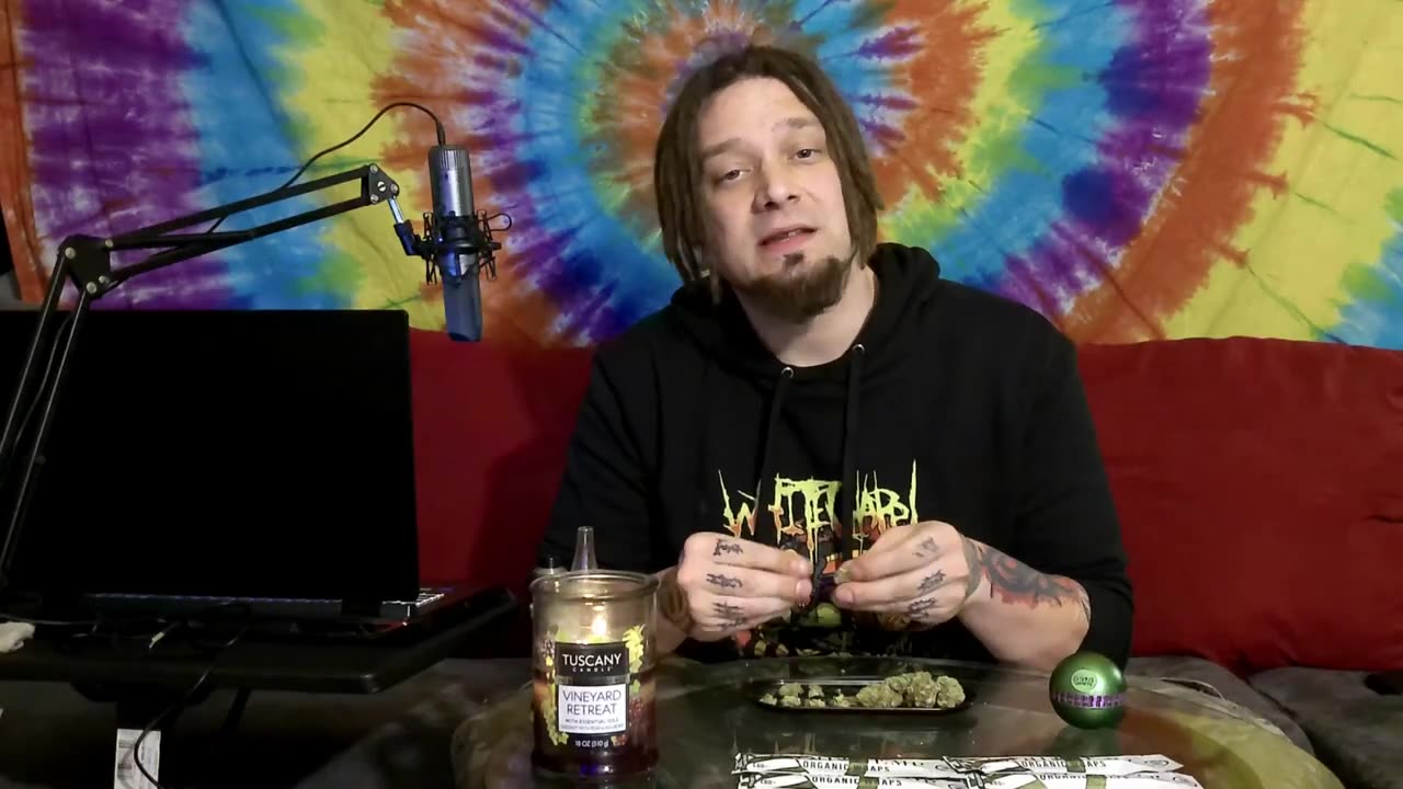 Gorilla glue #4 Two Buds in a jar Reviews Ep 14