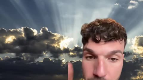 If Light Travels Straight...Why Do Sun Rays Diverge? ☀️🤔