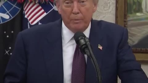 Trump anuncia una inversión millonaria de Apple en EE.UU.