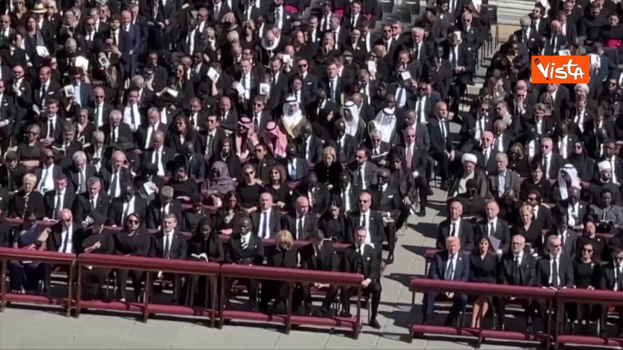 NOTIZIE DAL MONDO Funerali Papa Francesco:i leader di tutto il mondo all'ultimo saluto in piazza San Pietro...Gesù disse:lascia che i morti seppelliscano i loro morti,tu invece va e annuncia il regno di Dio.Questa è la Parola di Dio Mt 8,22