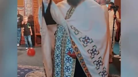 Popa Eretic Ecumenist Kendamist VRAJITOR, ADEPTUL RELIGIEI Kendama care este ALTA CALE, 26 dec. 2025