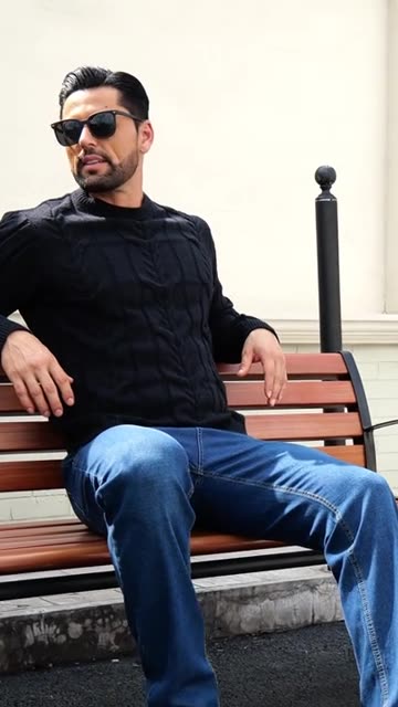 Men's Casual Striped Sweater - Warm Knitted Sweater for Autumn and Winter