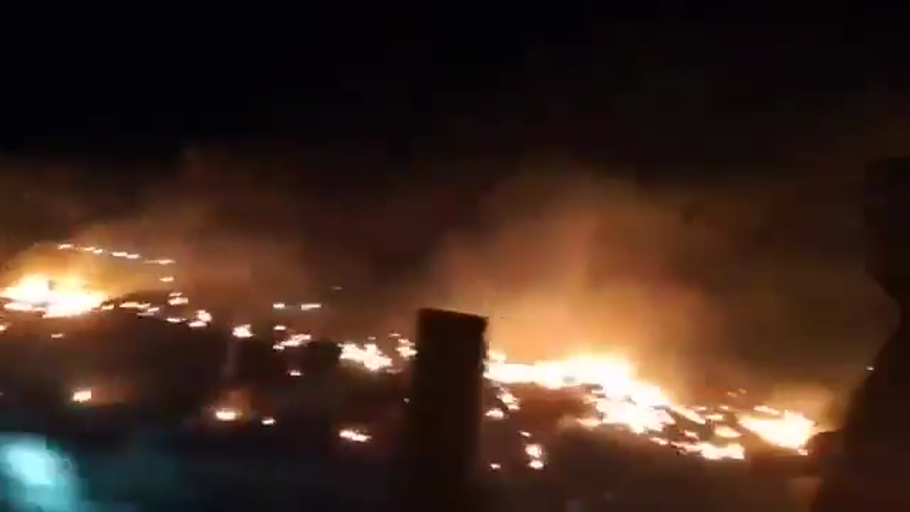 An Indian Jaguar fighter jet crashed in Jamnagar, Gujarat. One of the pilots survived peacefully.