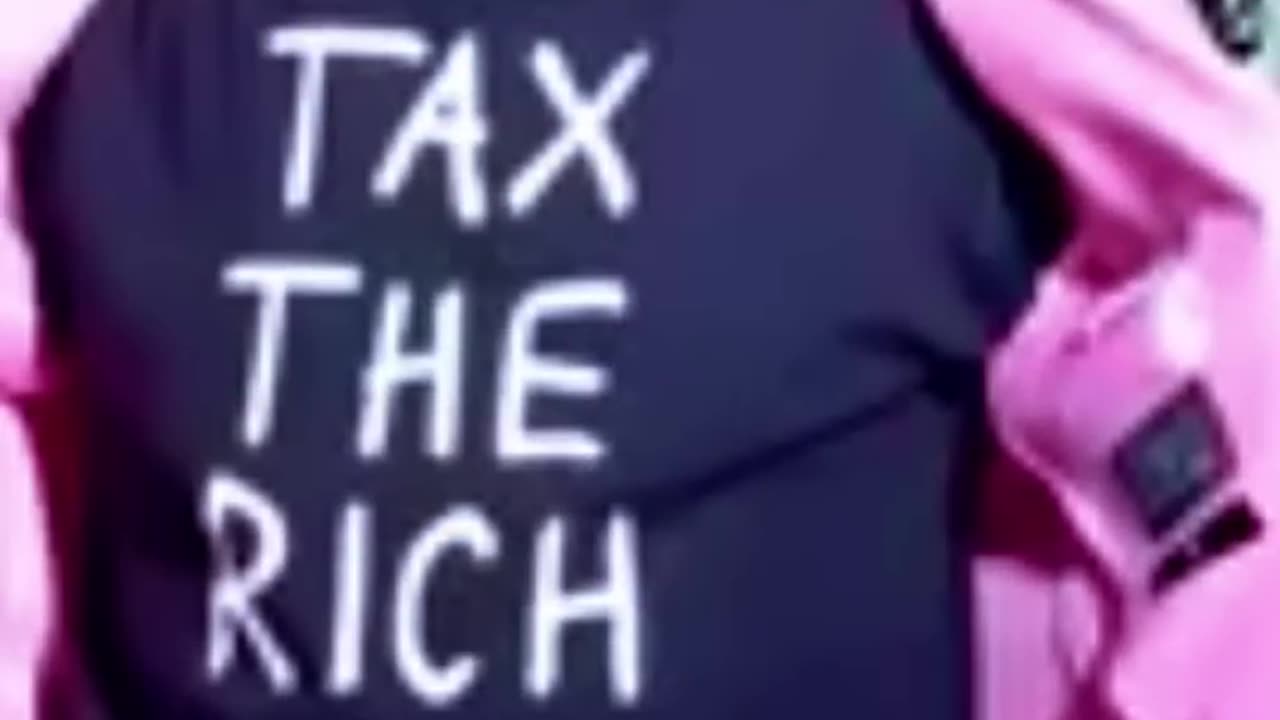 Mr Wonderful Trashing AOC