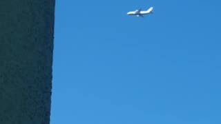 ✈️🇺🇦👀 An-124-100 cargo plane over Kyiv today.