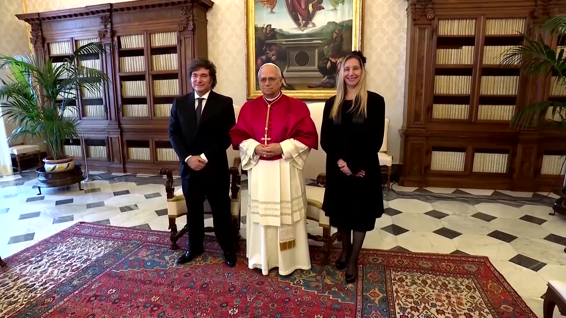 Pope Leo welcomes Argentinas President Javier Milei to the Vatican
