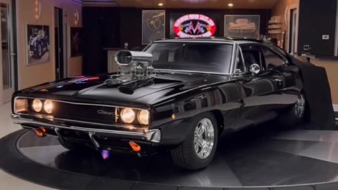 Vintage Cars in Action! Must-Watch! 🚀✨