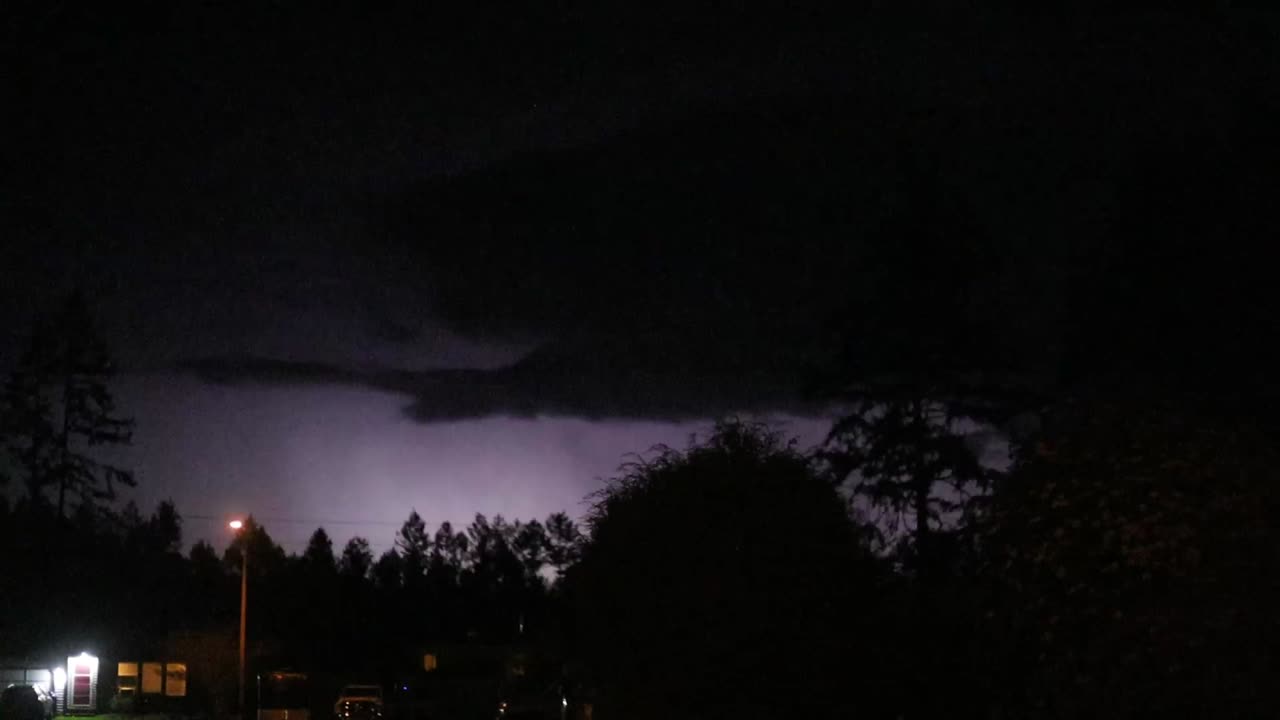 PNW Oak Harbor Lightning thunder show 03/25/2025