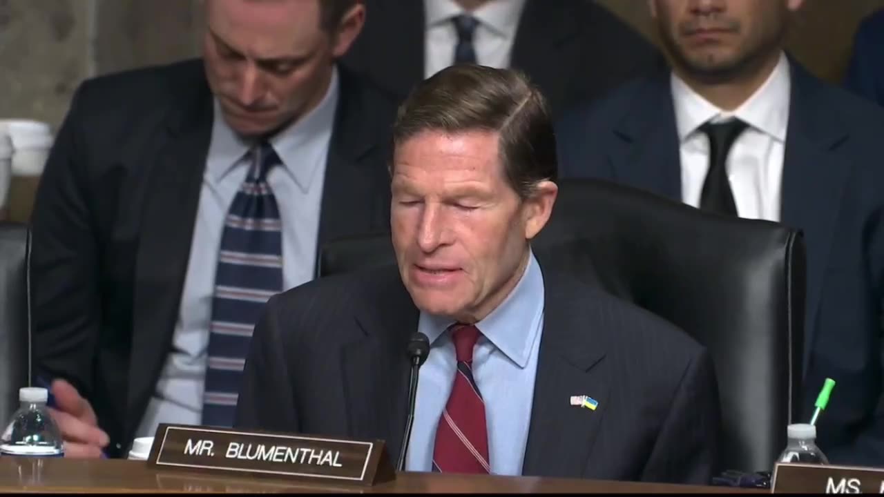 Gen. Caine denies wearing MAGA hat after Trump says he did