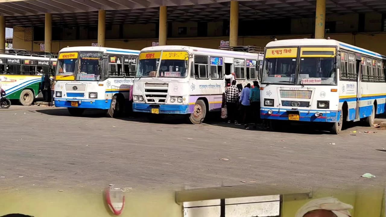 Rsrtc BS 3 gadi kise lagi #automobile #jakhartravels #rsrtcbuses #bs3 #bs6 #rsrtc #driver #trending