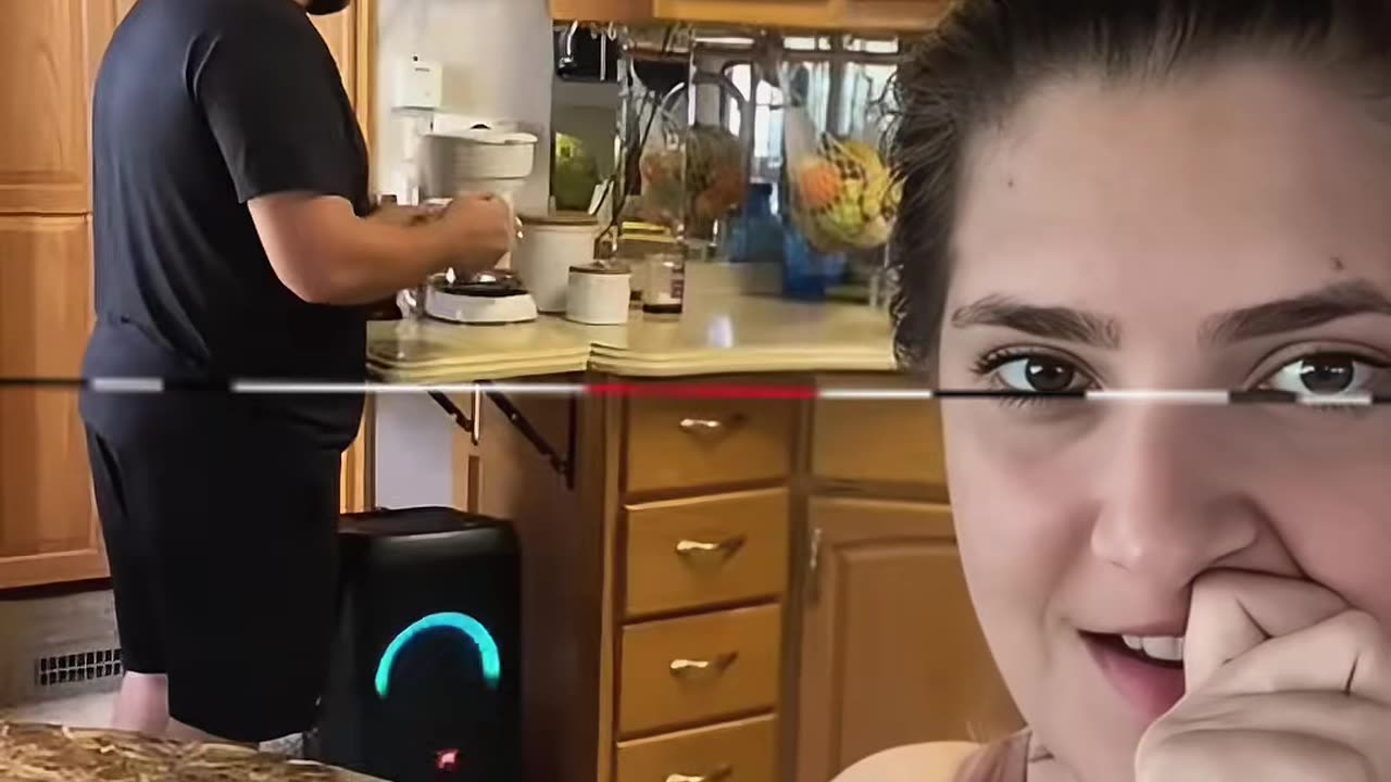 I feel good prank 🤣🤣🤣#scareprank #scarecam #foryou #funny #prank