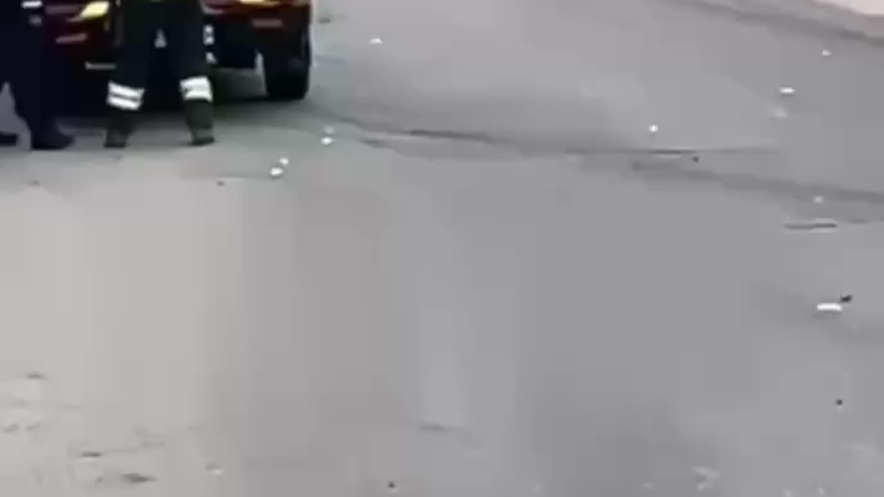 13 04 2025 ‼️ Russian missile hits trolleybus in Sumy