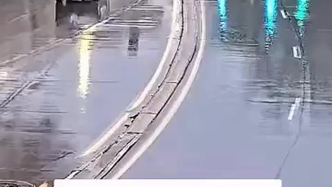 Why Avoid Speeding on Wet Roads? 🌧️⚠️🚛💦