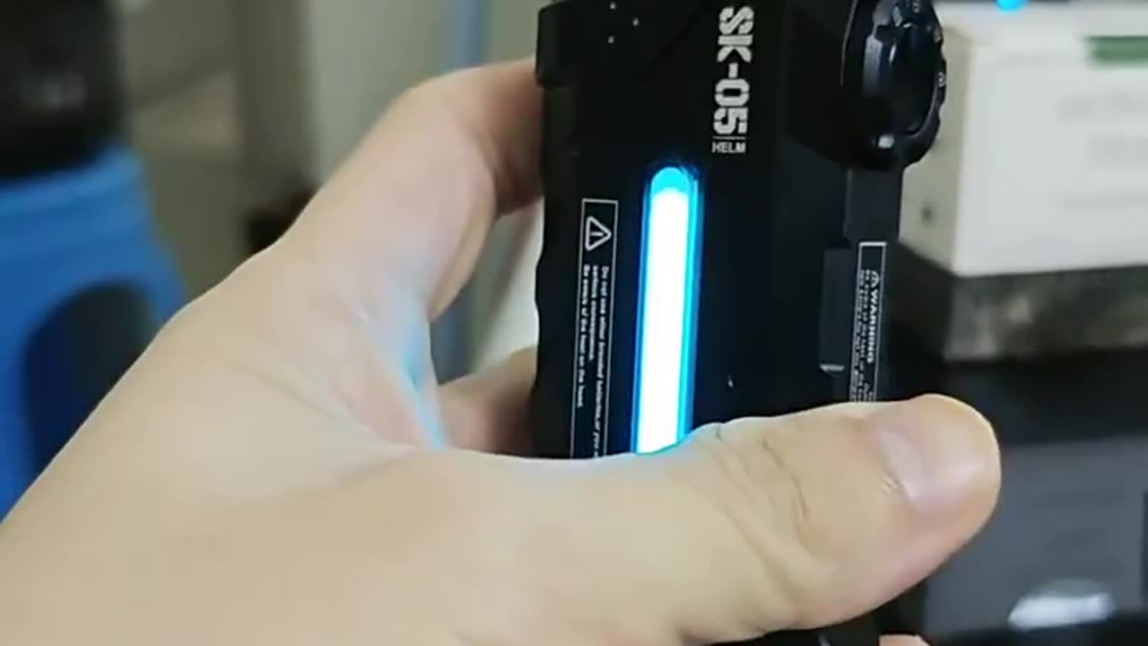 Innovative Multi-functional Portable Lighting LED Flashlight 2850LMS with