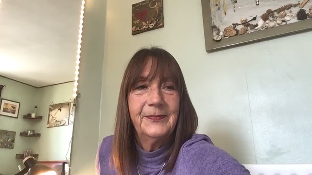 "TRAVELS WITH MY AUNT" 1969, Graham Greene, Part 1 - Chapter 4