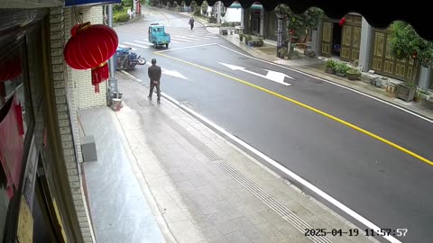 The ambulance arrived just in time.