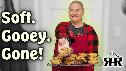 The BEST Homemade Chocolate Chip Cookies 🍪 Better Than Store Bought!