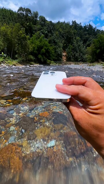 most satisfying video under water camera test