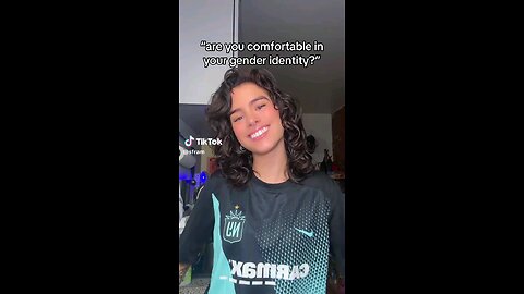 unstable lesbian 🤪