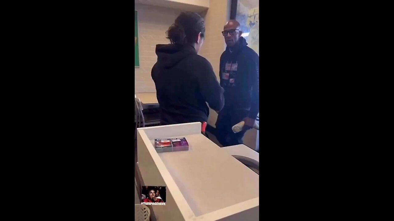 Dude Gets Smacked Up For Bein Disrespectful