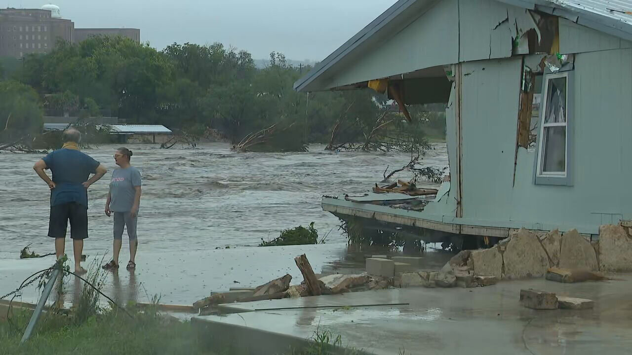 43 Dead, 28 adults, 15 children! Catastrophic Flooding in Kerrville TX.