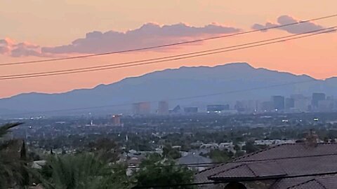 Did you SEE tonight's Las Vegas sunset sky on FIRE? Check THIS out! 08.29.2025 #follow #gaming