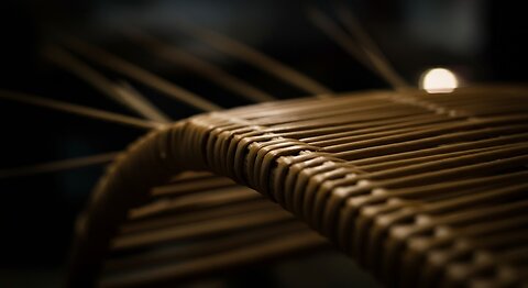 Rattan Weaving on Curved Wood Frames: Techniques and Tips