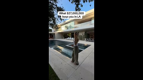 27 mil in LA House tour now live on Luxury Home Show ! Listed with Cindy Ambuehl
