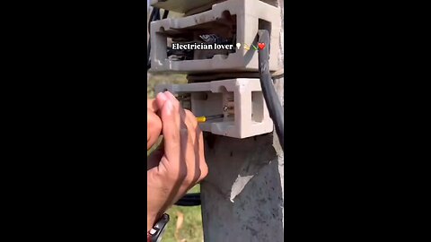 Suresh Meena - Smart_स्मार्ट _electric work 💡💫🪛 _वीडियो p