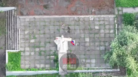 🚩🔥 Ukraine Russia War | Russian Soldiers Raise Flag at Kondrashovka Memorial | RCF