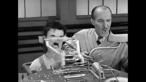 Charlie Chaplin - Feeding Machine - Modern Times