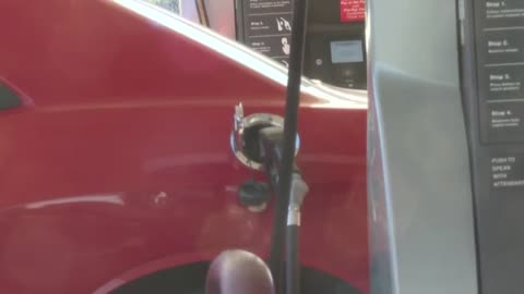Missourians react to the dropping gas prices under President Trump: