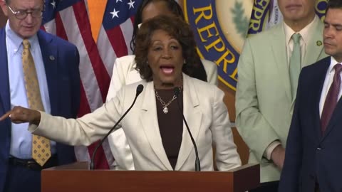 Maxine Waters Tells Americans Not to Believe Videos LA Riots: 'There Was No Violence!'