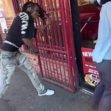 Man Spots His Opps Girlfriend & Assaults Her