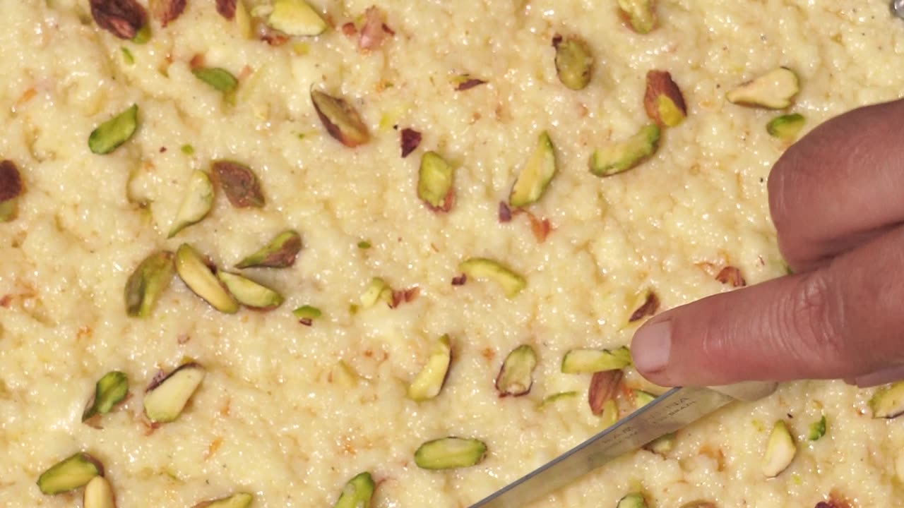 Instant Kalakand Recipe (english) | 5-Minute Sweet with Paneer & Milk #shorts #youtubeshorts #sweet