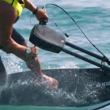 On the beaches it's very easy to hire boats and go water-skiing