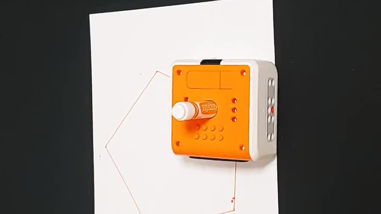 Drawing regular pentagonal shapes with AI VINCIBOT