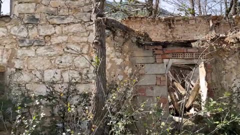Exploring an Abandoned Village in Spain | Relaxing Nature Walk ASMR