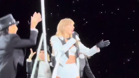 Taylor Swift - I can do it with a broken heart (the eras tour Munich night 2)
